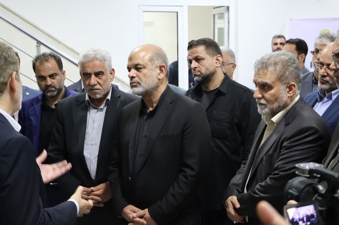 بهره برداری ازبزرگترین پست GIS ۲۳۰ کیلوولتی سردار شهید حق بین رشت با حضور وزیر کشور و استاندار گیلان بهره برداری ازبزرگترین پست GIS ۲۳۰ کیلوولتی سردار شهید حق بین رشت با حضور وزیر کشور و استاندار گیلان