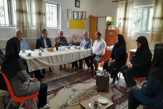 مدیر سازمانهای مردم نهاد و خیرین سلامت از مرکز خیریه حامیان اوتیسم گیلان در رشت بازدید کرد. مدیر سازمانهای مردم نهاد و خیرین سلامت از مرکز خیریه حامیان اوتیسم گیلان در رشت بازدید کرد.