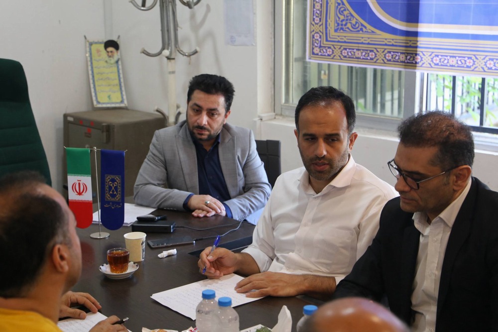 ملاقات مردمی شهردار رشت در پایگاه مقاومت بسیج شهید دستغیب برگزار شد