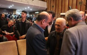 استاندار و فرماندار رشت در مراسم بزرگداشت هنرمند فقید پیشکسوت گیلانی حضور یافتند